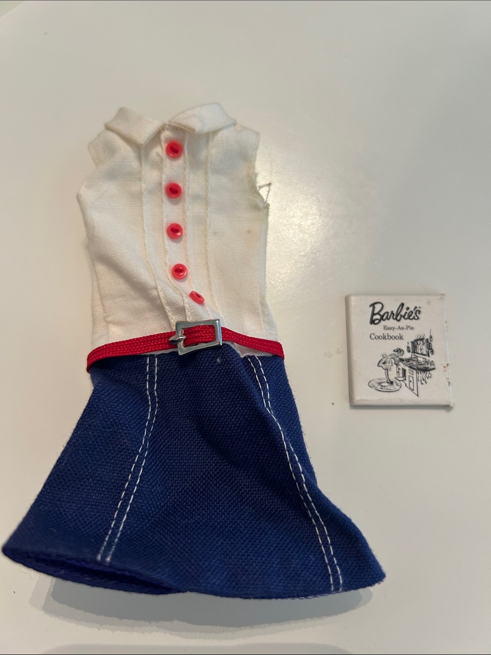 Vintage Skipper Cookie Time #1912 Dress and Cookbook